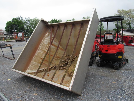 Waconia 5 Ton Hopper