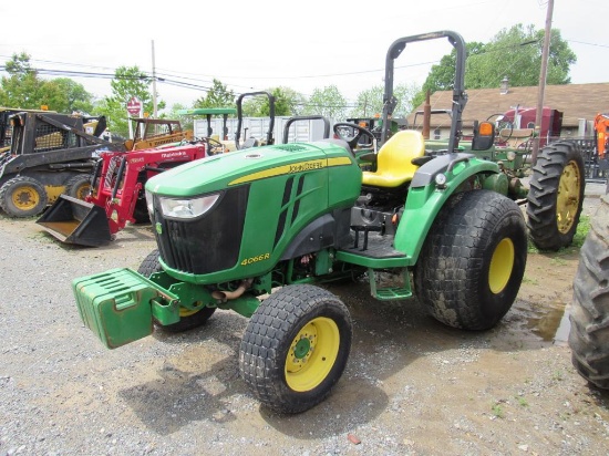 John Deere 4066R 4WD Tractor
