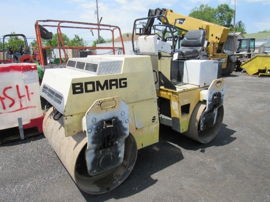 Bomag BW120AD-3 Drum Roller