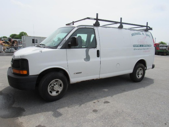 2005 Chevy Express Van w/Title