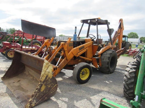 Case 580D 2WD Tractor