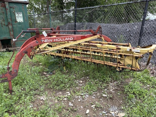 New Holland 256 Hay Rake