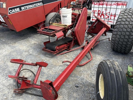 New Holland 58 Bale Thrower