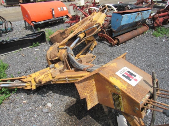 International 3082 Series A Backhoe Attachment