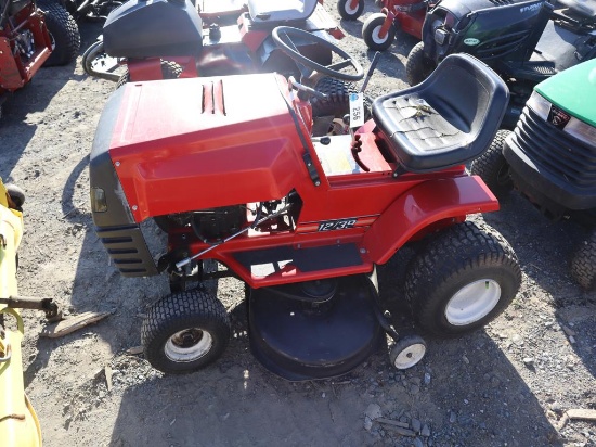 Norra Tractor