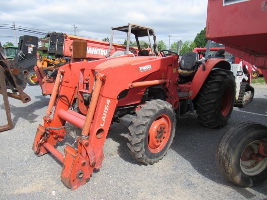 Kubota M7060D 4x4 Utility Tractor