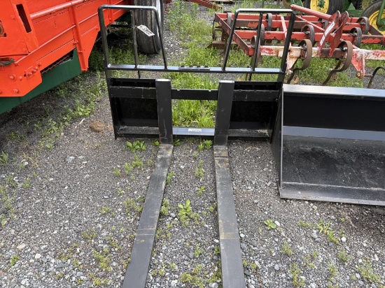 Kivel 48in Pallet Fork Attachment