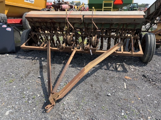 John Deere Vanburnt Grail Drill