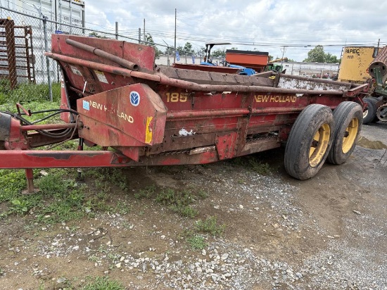 New Holland 185 Manure Spreader