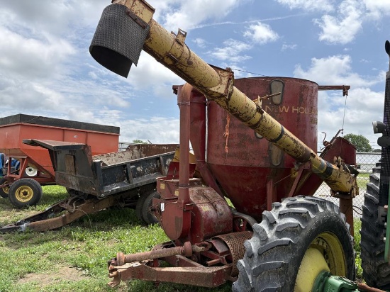 New Holland 355 Grinder Mixer