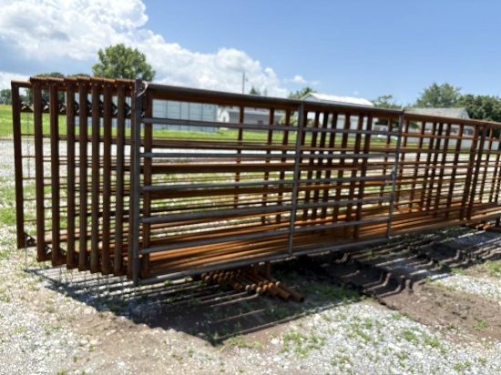 24ft Corral Panels w/ a 10ft Gate