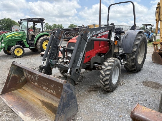 Massey Ferguson 2210 4WD Tractor