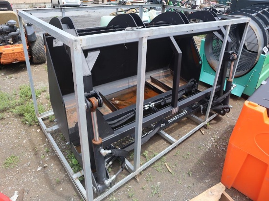 82in Heavy Duty Mulch Grapple