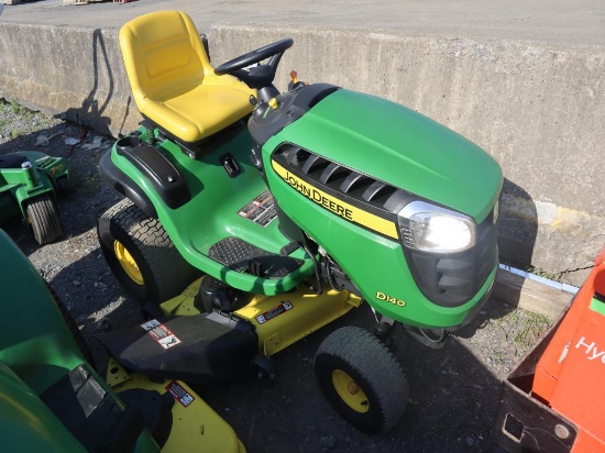 John Deere D140 Riding Mower