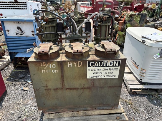 Tank w/ Pumps