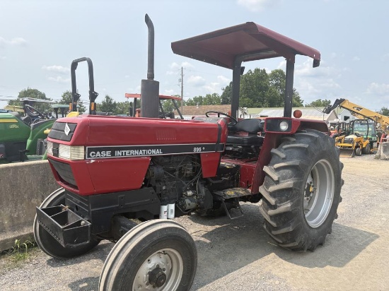 Case International 895 Tractor