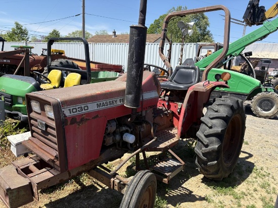 Massey Ferguson 1030 Tractor