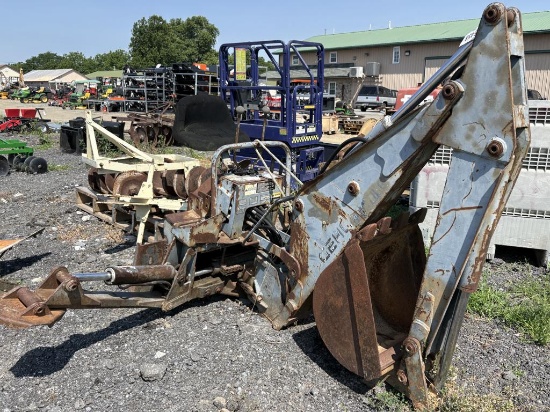 Gehl Backhoe Attachment for Skidsteer