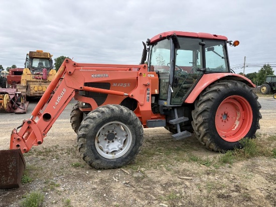 Kubota M125X Tractor