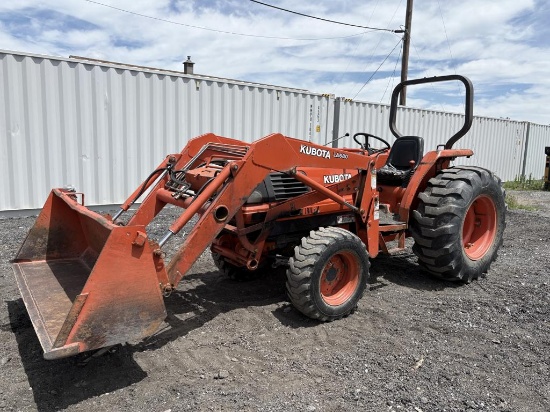 Kubota L3600 Tractor