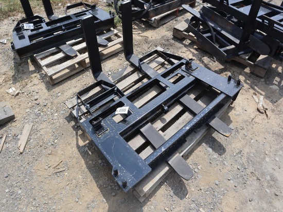 AGT John Deere Style Quick-Attach Forks