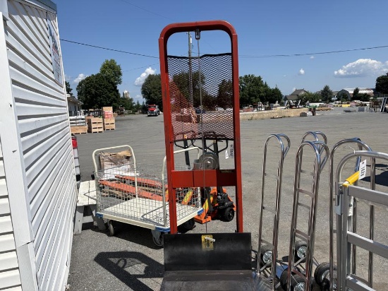 Hand Winch Platform Lift