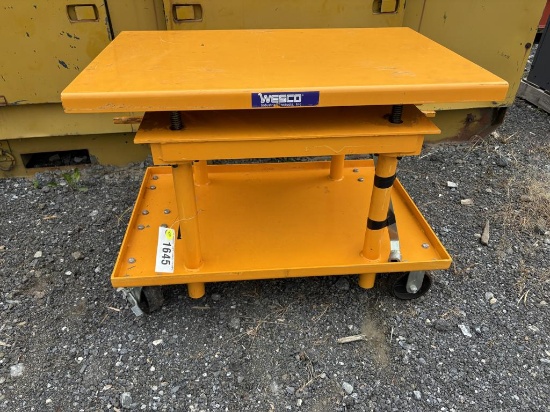 Platform Lift Table on 4 Castors