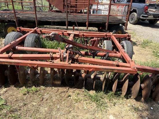 Massey Ferguson 520 Disc