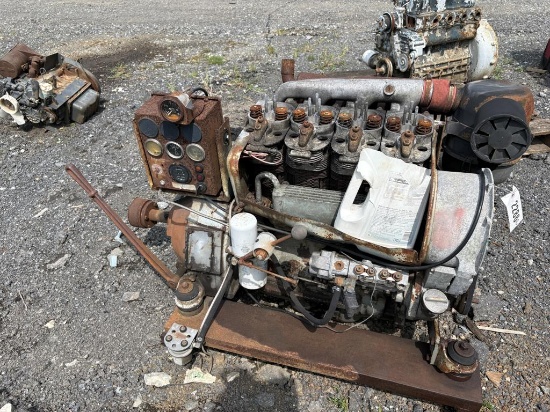 Duetz 4 Cylinder Engine