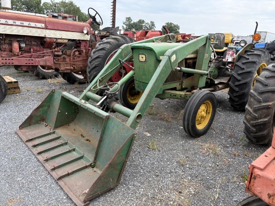 John Deere 1020 Tractor