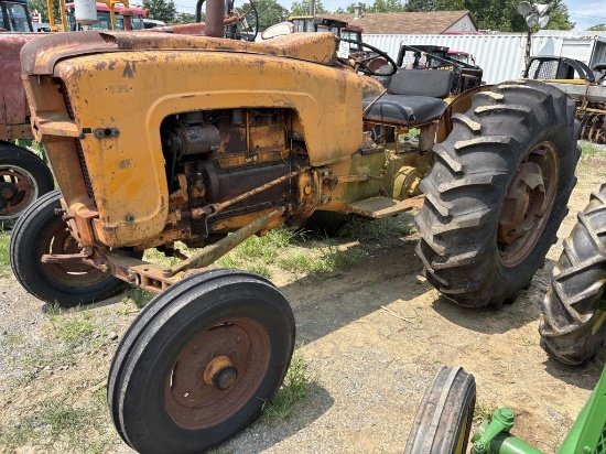 Minneapolis Moline 4-Star BIP Tractor