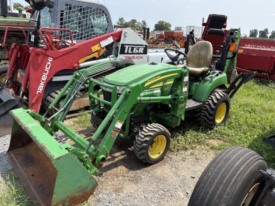 John Deere 2305 Tractor Loader Backhoe