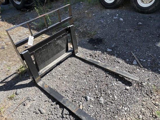 Kivel Mini Pallet Fork Attachment
