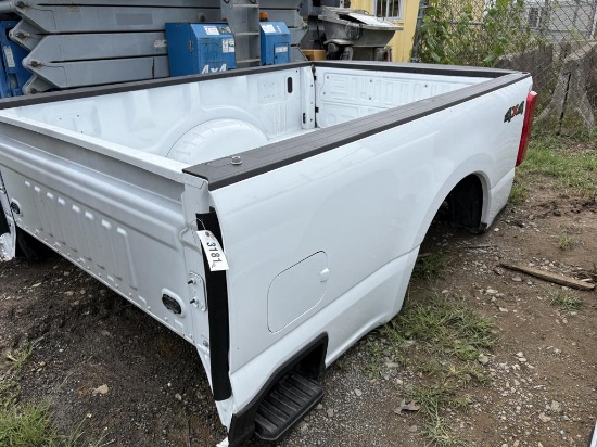 Ford 8ft Bed