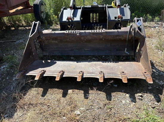 Bobcat 68in Combo Bucket