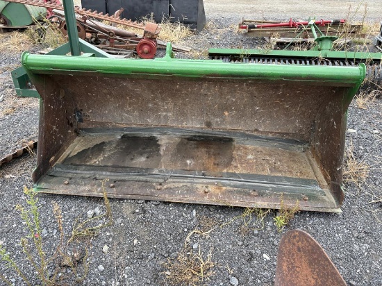 John Deere Bucket