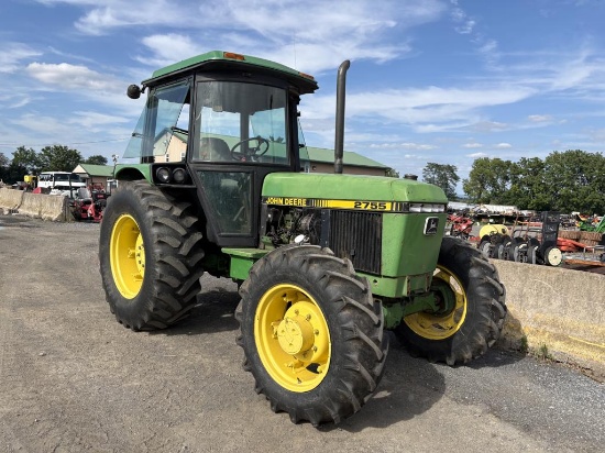 John Deere 2755 Tractor