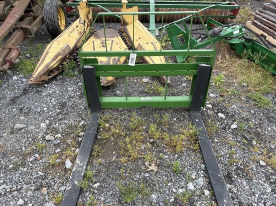 (New) John Deere Kivel Pallet Fork Attachment