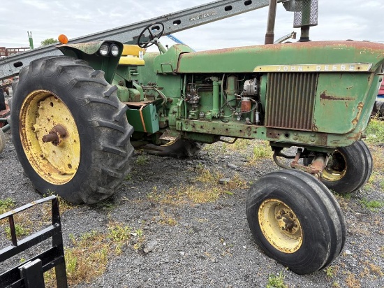 John Deere 4010 2WD Tractor