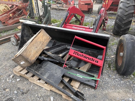 Mahindra 7095 Euro Loader