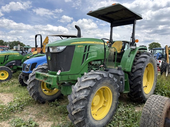 2020 John Deere 6105E Tractor