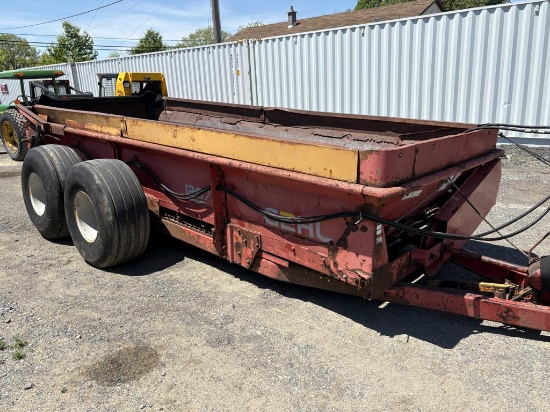 Gehl 1287 Box Manure Spreader