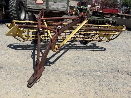New Holland 256 Rake