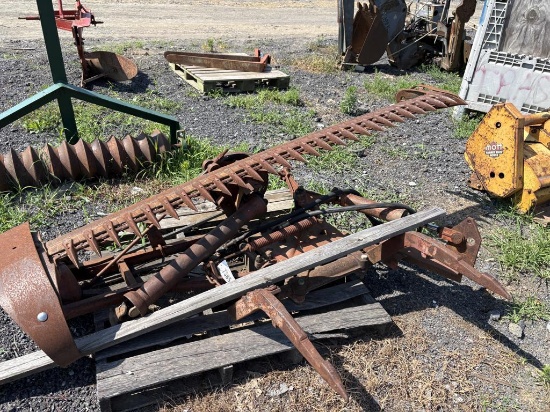 International 2pt Sickle Bar Mower