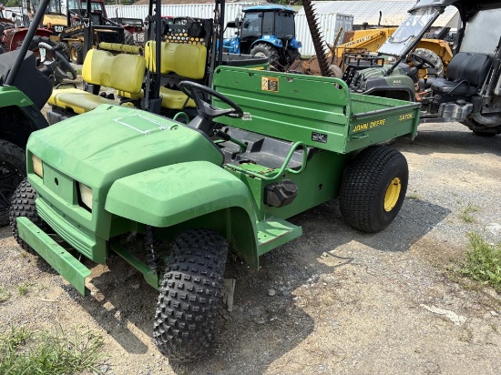 John Deere 4x2 Gator
