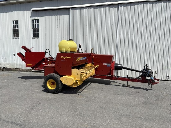 New Holland BC5070 Baler
