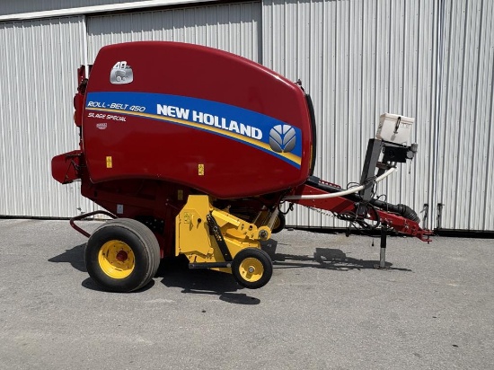 New Holland Roll-Belt 450 Round Baler
