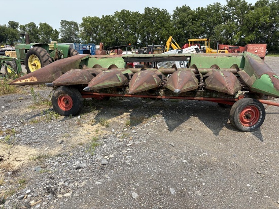 John Deere 6-Row Corn Head w/Wagon