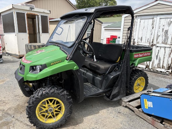 John Deere XUV590M Gator