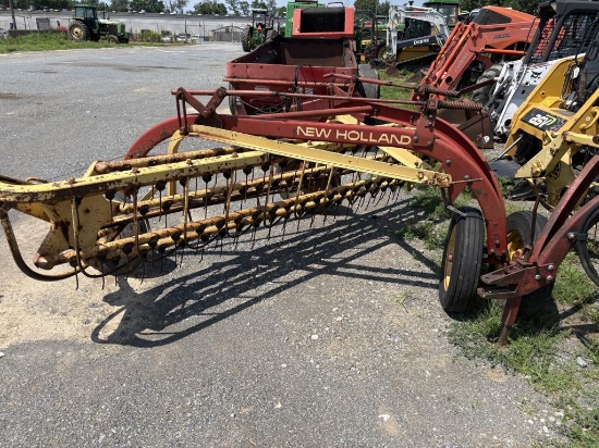 New Holland 260 Hay Rake